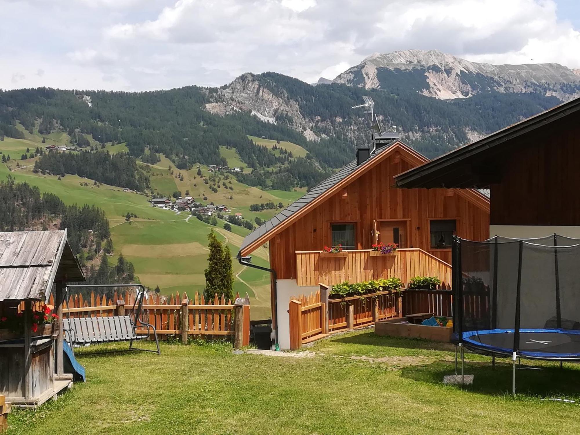 Agriturismo Luech Picedac Ла-Валле Экстерьер фото